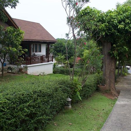บ้านธานี Choeng Mon Eksteriør bilde